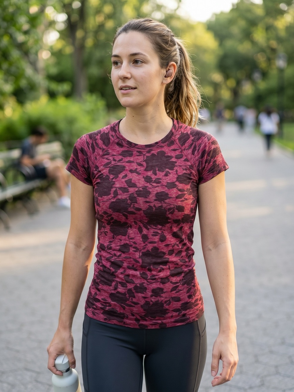 Athleta Momentum seamless t-shirt